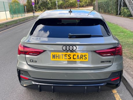 Audi Q3 1.5 TFSI CoD 35 Black Edition Sportback S Tronic Euro 6 (s/s) 5dr 65