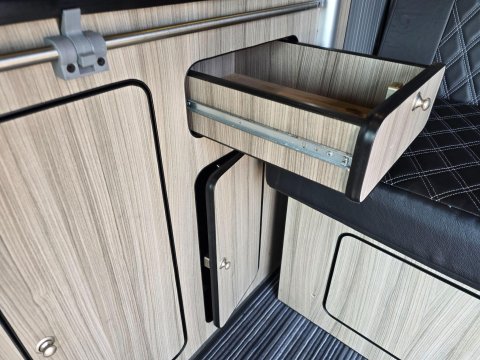 Volkswagen Campervan 23