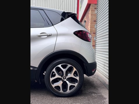 Renault Captur 1.2 TCe ENERGY Signature X Nav SUV 5dr Petrol Manual Euro 6 (s/s) (120 ps) 15