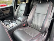 Land Rover Discovery Sport 2.0 Discovery Sport R-Dynamic HSE Auto 4WD 5dr 35