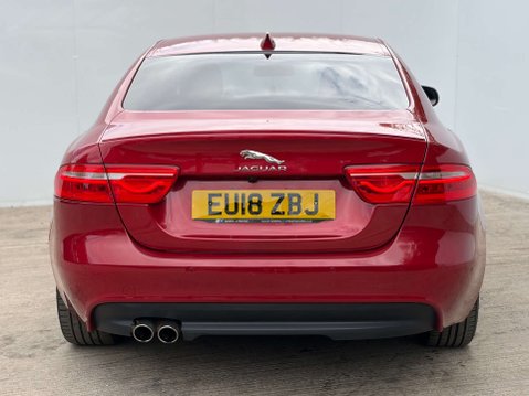 Jaguar XE 2.0 XE R-Sport D Auto 4dr 35