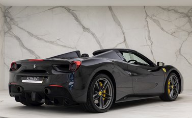 Ferrari 488 Spider 9