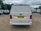Volkswagen Transporter Crew Cab AUTO LWB L2H1 Highline T32 A/C Alloys Sensors EURO 6 NO VAT 11