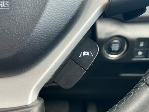 Suzuki S-Cross MOTION 32