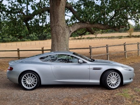 Aston Martin DB9 V12 2