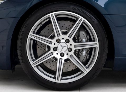 Mercedes-Benz SLS AMG 10