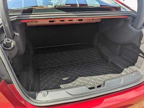 Jaguar XE R-SPORT 29