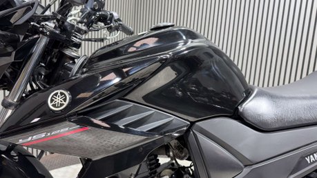 Yamaha YS125 2018 68 PLATE LONG MOT SERVICED ONLY 8K IDEAL LEARNER BIKE 125CC 6
