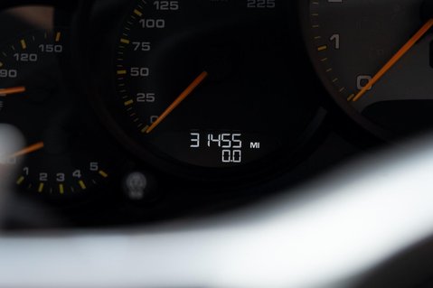 Porsche 911 3.8 991 GT3 PDK Euro 6 2dr 31