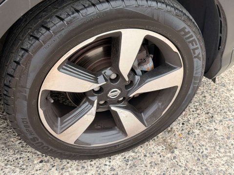 Nissan Qashqai 1.5 Qashqai N-Vision dCi 5dr 28