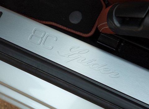 Alfa Romeo 8C Spider 21