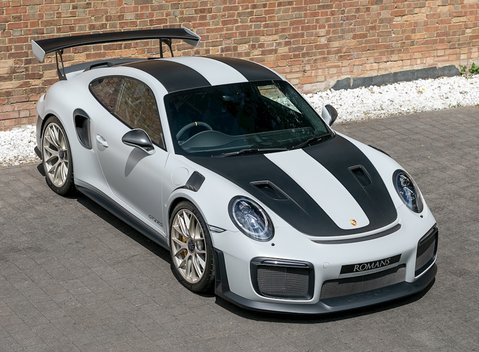 Porsche 911 (991) GT2 RS 8