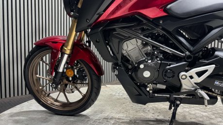 Honda CB 2024 ONLY 3K EXCELLENT CONDITION WARRANTY 125CC 28