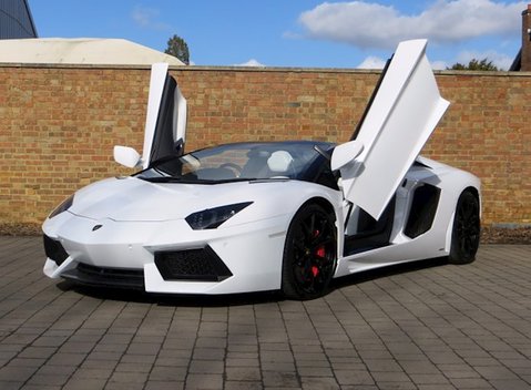 Lamborghini Aventador LP 700-4 Roadster 5
