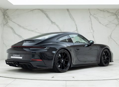 Porsche 911 (992) GT3 Touring 7