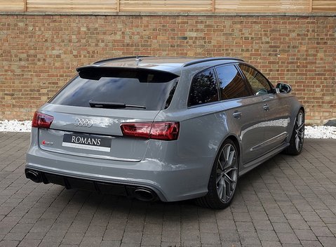Audi RS6 Avant Performance 27