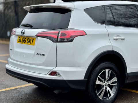 Toyota Rav4 2.0 RAV4 Active D-4D 4x2 5dr 41