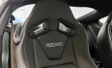 Ford Mustang Mach 1 11