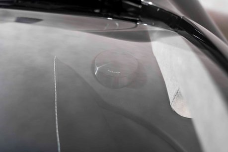 Aston Martin DBS V12 VOLANTE. FULL ASH. CARBON EXT. CERAMIC BRAKES. BANG & OLUFSEN. 55