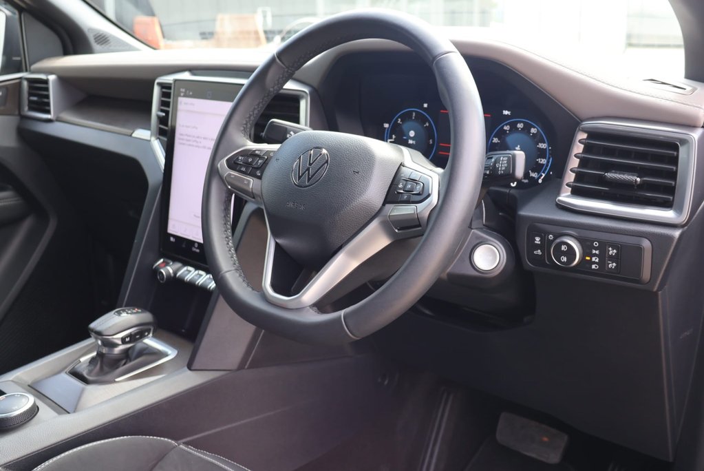Volkswagen Amarok STYLE 4MOTION Full styling pack over 10k spend looks stunning  24