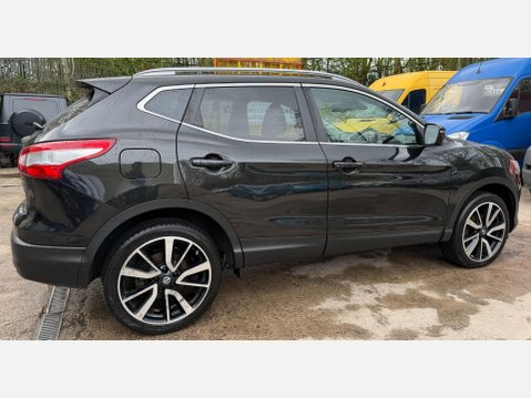 Nissan Qashqai 1.6 dCi Tekna SUV 5dr Diesel Manual 2WD Euro 6 (s/s) (130 ps) 7