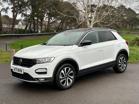 Volkswagen T-Roc 1.5 TSI EVO Active DSG Euro 6 (s/s) 5dr 26