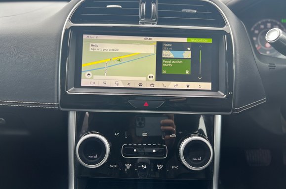 Jaguar XE R-DYNAMIC SE AUTO 36