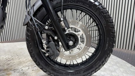 WK Bikes Scrambler 2023 ONLY 5K 1 OWNER MOT AUGUST 2027 LEARNER 125CC 14