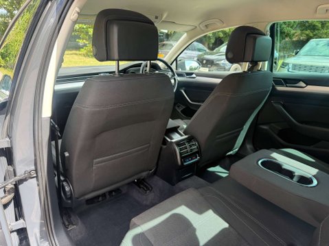 Volkswagen Passat 2.0 Passat SE Business TDI 4dr 13