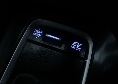 Toyota Corolla 1.8 Corolla Icon HEV CVT 5dr 31