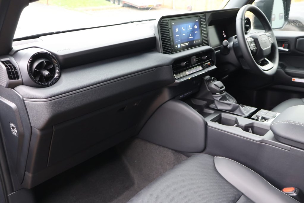 Toyota Land Cruiser  COMMERCIAL styled by seeker with rear seats world tour edition  19