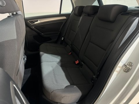 Volkswagen Golf MATCH TDI BLUEMOTION TECHNOLOGY DSG 15