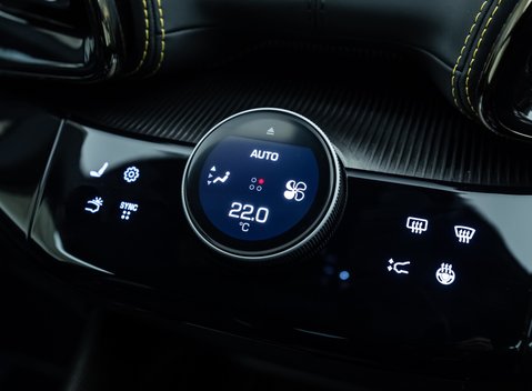 Ferrari Purosangue 25