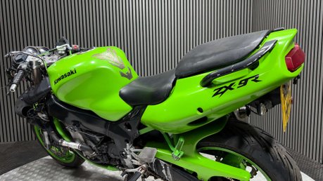Kawasaki ZX 1995 44K PROJECT SPORTS BIKE SPARES OR REPAIR 900CC 20
