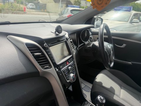 Hyundai i30 1.6 CRDi Blue Drive SE Nav Euro 6 (s/s) 5dr 31
