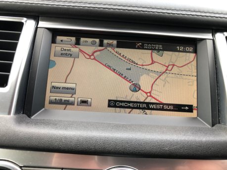 Land Rover Range Rover Sport 3.0 SDV6 HSE BLACK only 64000 miles with 9 Services. 29