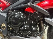 Triumph Street Triple R 2014 ONLY 15K NEW MOT ARROW EXHAUST VERY CLEAN NAKED 36
