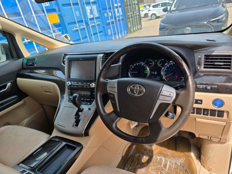 Toyota Alphard Auto+Hybrid+7Seats+Clean 47