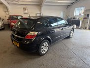 Vauxhall Astra 1.8i 16v Club Hatchback 5dr Petrol Automatic (197 g/km, 123 bhp) 5