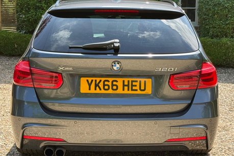 BMW 3 Series 320I XDRIVE M SPORT TOURING 14