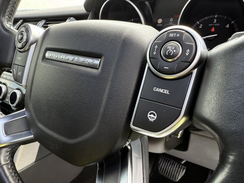 Land Rover Discovery TD6 HSE LUXURY 31