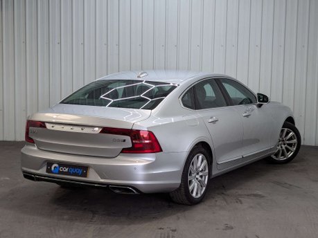 Volvo S90 2.0 S90 Inscription D5 PowerPulse AWD Auto 4WD 4dr 10
