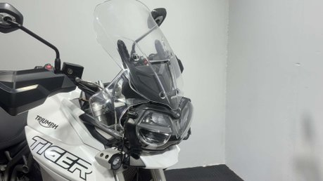 Triumph Tiger XRT 2019 ONLY 9K SERVICE HISTORY MOT VERY CLEAN 800CC 36