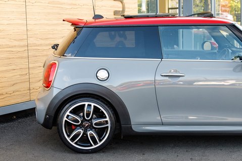 Mini Hatch JOHN COOPER WORKS 7