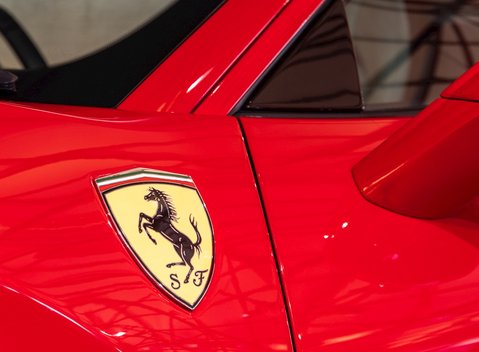 Ferrari 488 GTB 12