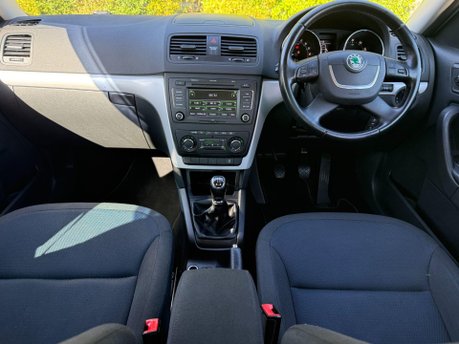 Skoda Yeti 2.0 TDI SE 4WD Euro 5 5dr 20