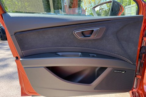 SEAT Leon TSI CUPRA DSG 25