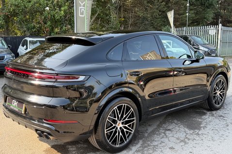 Porsche Cayenne V6 E-HYBRID BLACK EDITION -MATRIX LEDS -360 CAMS -WHITE LEATHER INTERIOR 6