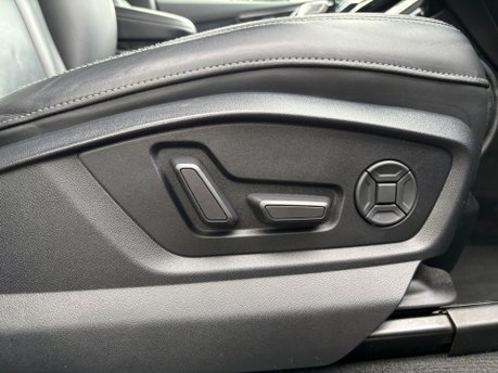 Audi Q7 TDI QUATTRO S LINE BLACK EDITION MHEV 28