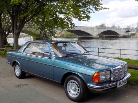 Mercedes-Benz W123 230 CE Pillarless Coupe 1